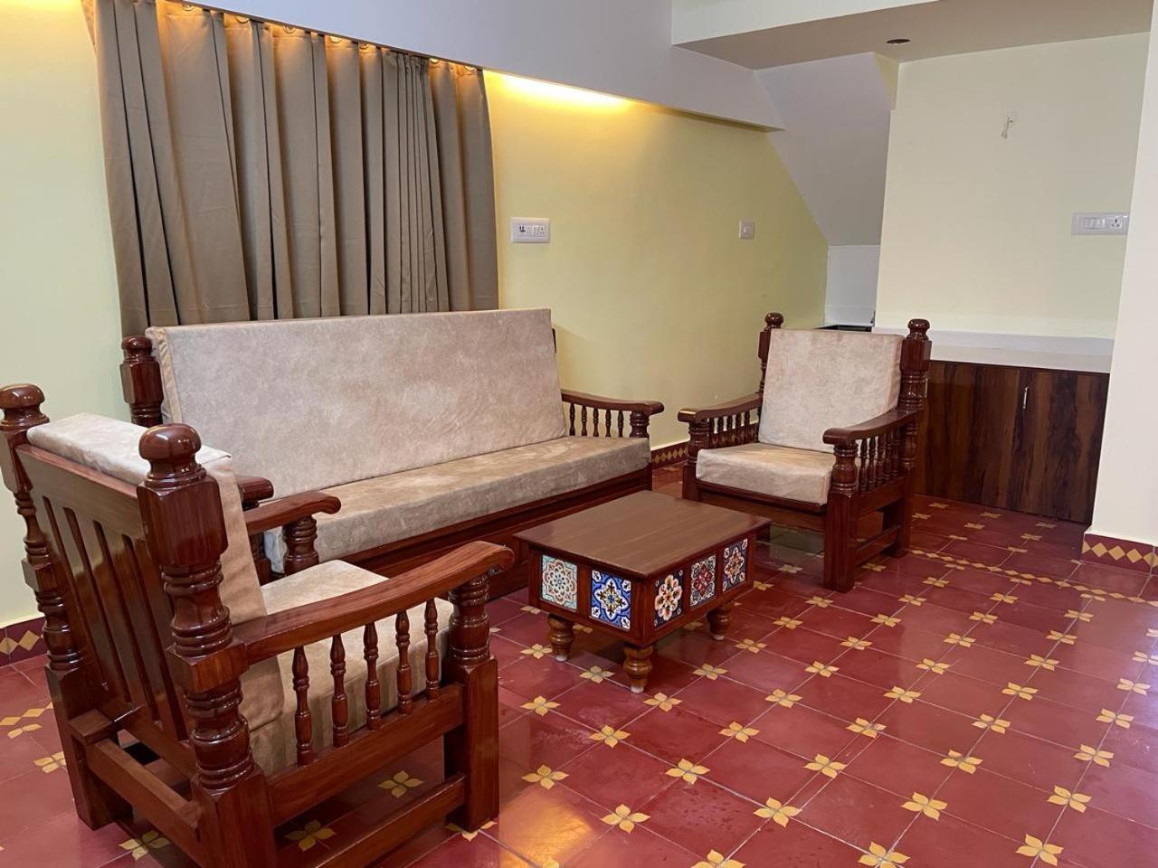 Viswa Residency Srirangam - Heritage Rooms Tiruchirappalli Exterior foto